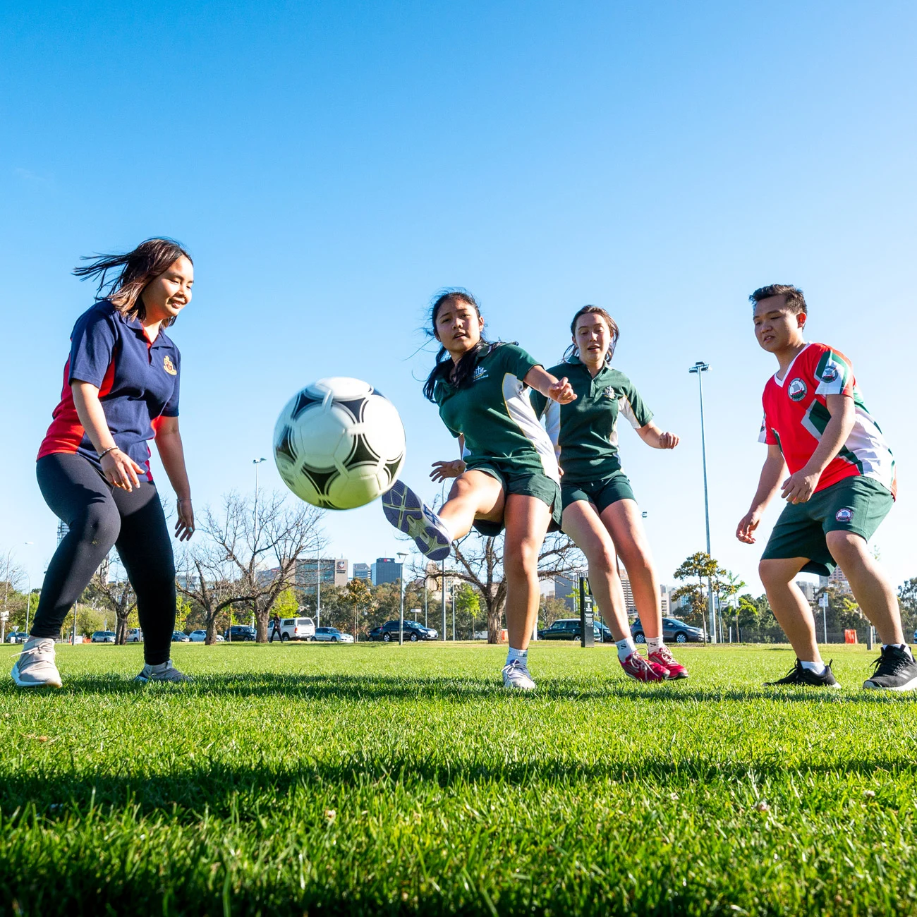 过引人入胜 过引人入胜